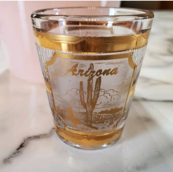 Arizona Textured Glass 22K Culver Gold Shot Glass - Picture 10 of 11